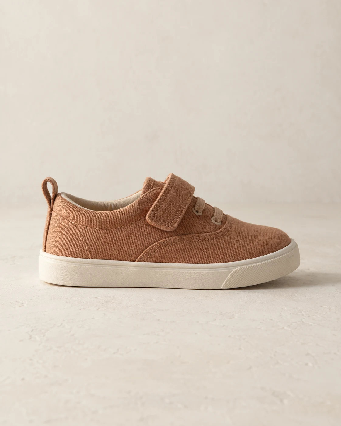 Fable Everyday Shoe in Clay