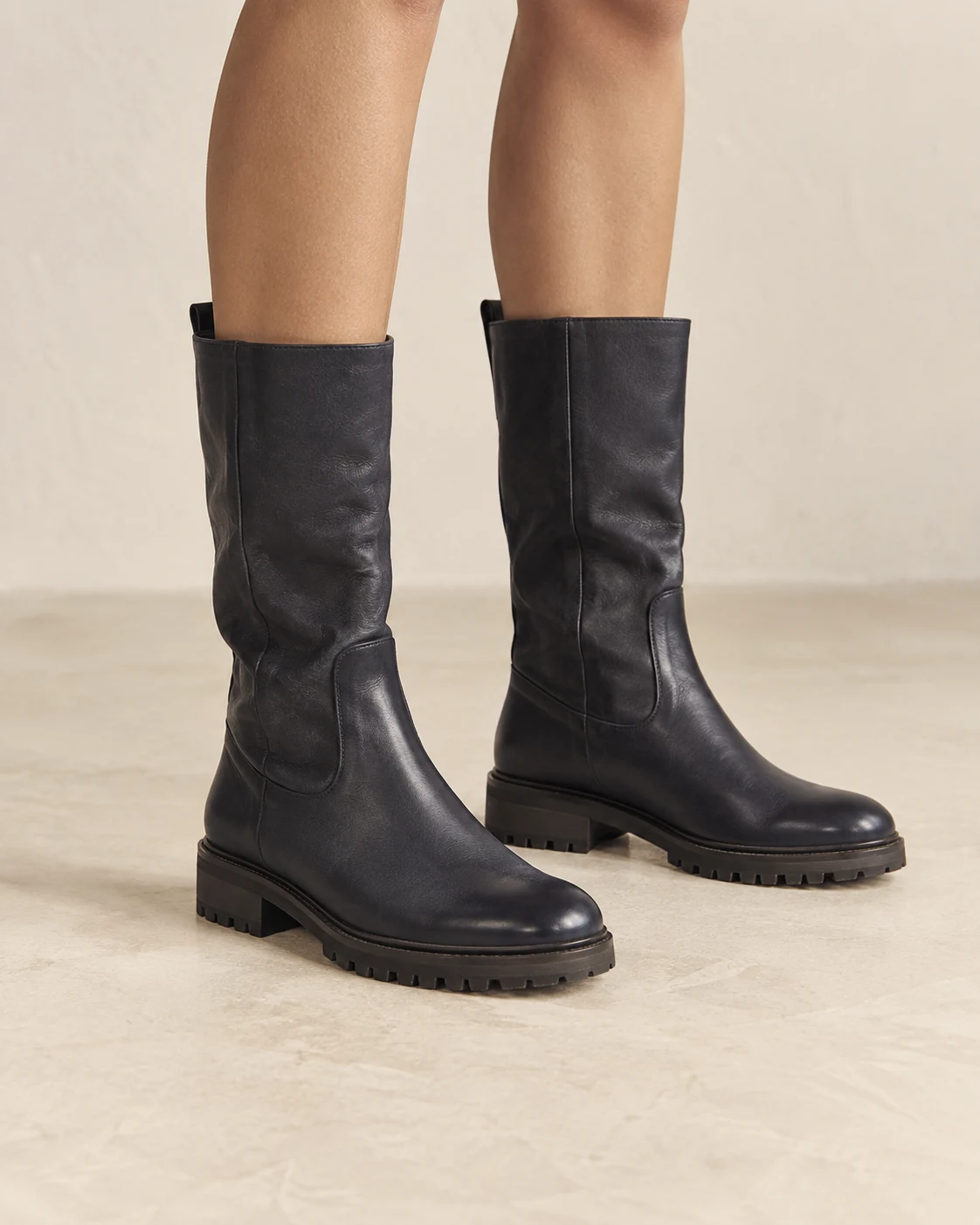 Aven Walk Boot in Ink